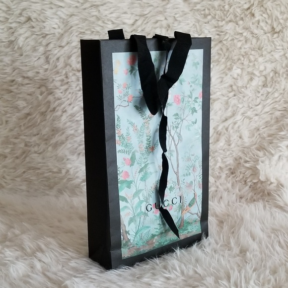 Gucci Tian Shopping Gift Bag - Picture 5 of 7